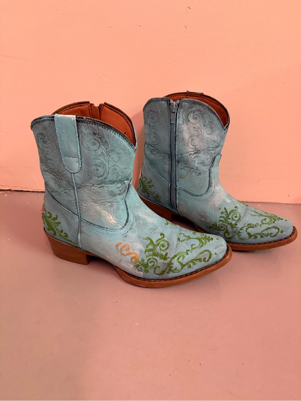 HAND PAINTED Roper ankle cowboy boots